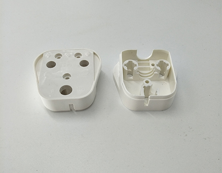 自制塑料模具英式英标电源插头塑料模具工厂