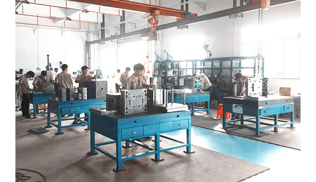 双色注塑模具
