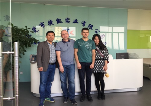 东莞塑胶模具生产厂家
