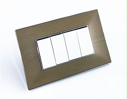 4M开关塑胶生产模具厂家