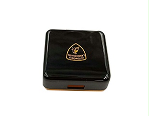 公牛开关盒双色模具