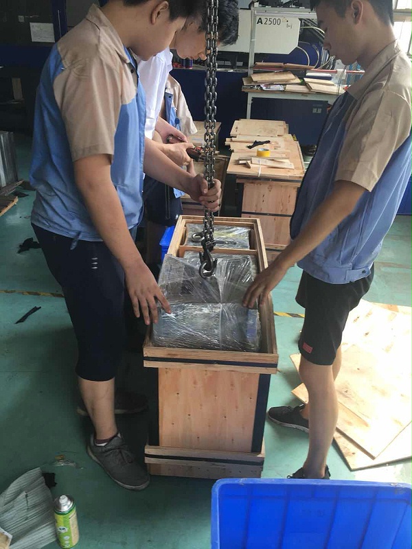 注塑模具装箱