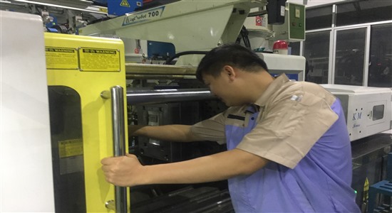 东莞塑胶模具加工厂家