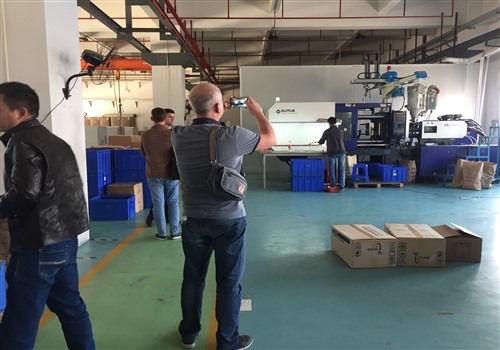深圳塑胶模具生产厂家